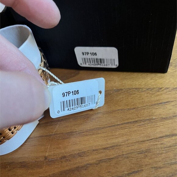 Bulova NEW Ladies Rose Gold Diamond Watch With Certificate & Box Style 97P106 NW